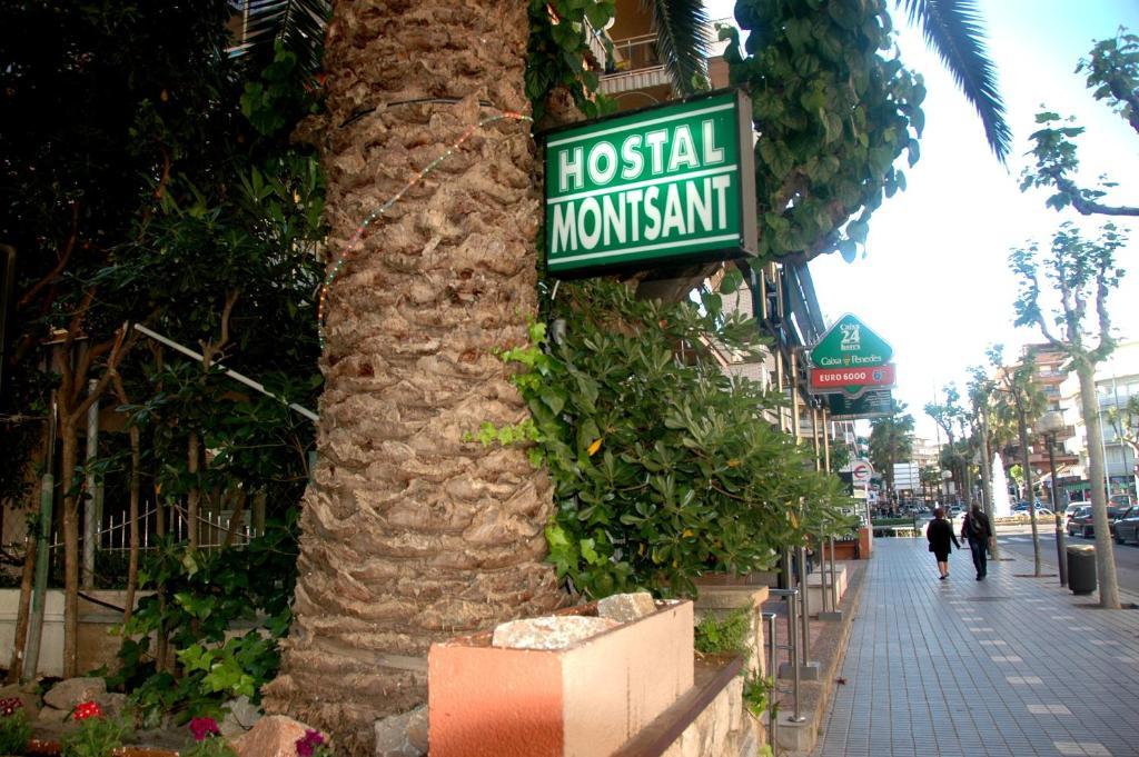 Hostal Montsant Salou Exterior photo